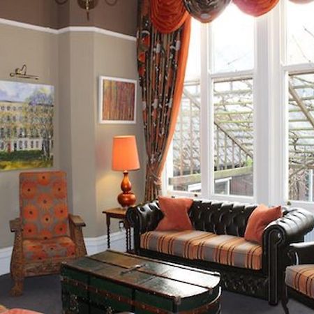 The Wyastone Hotel Cheltenham Ngoại thất bức ảnh