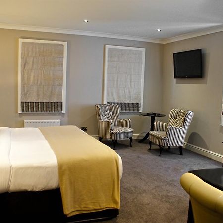 The Wyastone Hotel Cheltenham Ngoại thất bức ảnh